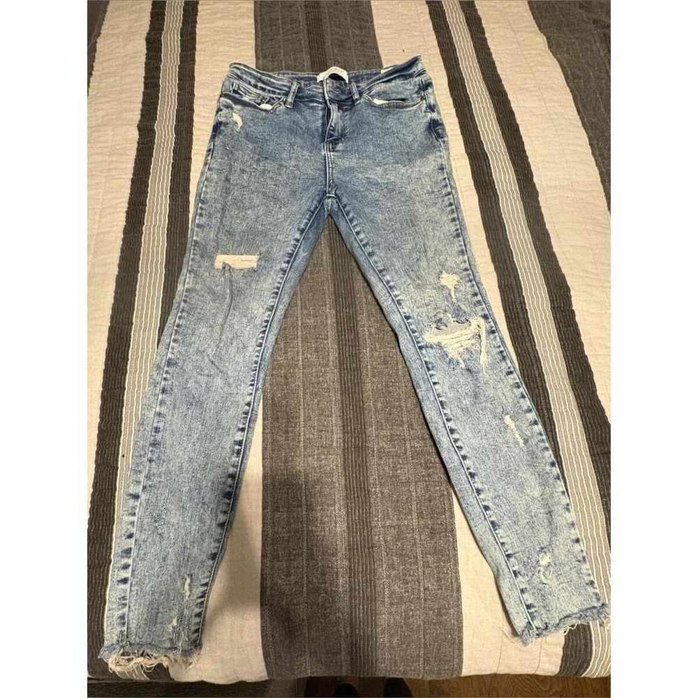 Judy blue distressed